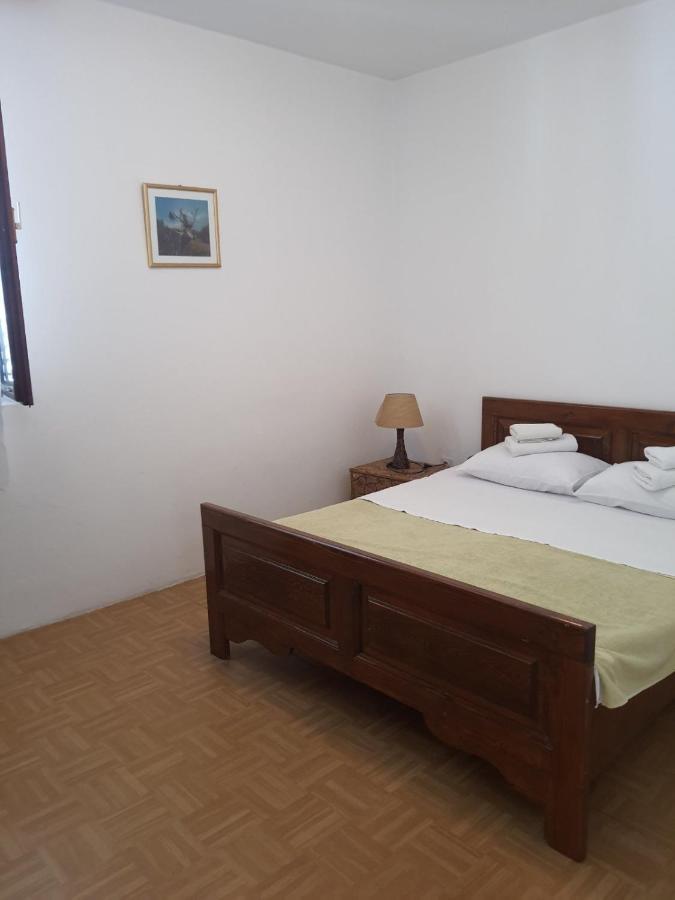 Apartments Andjus Sveti Stefan Buitenkant foto